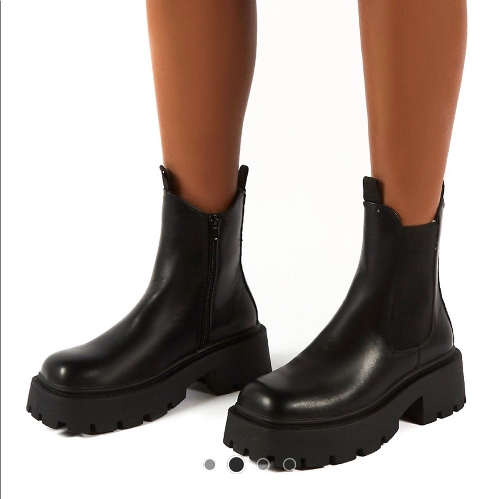 Chelsea Boots